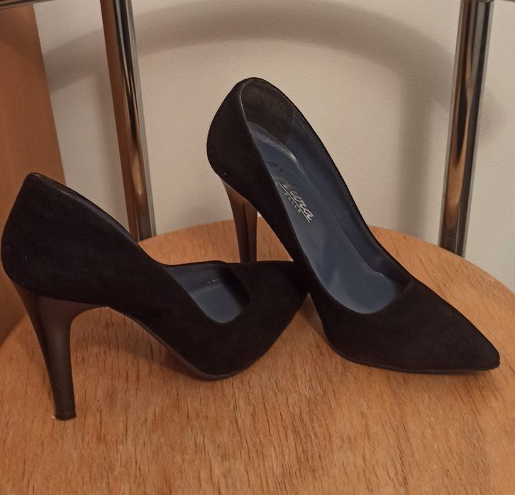 Pantofi stiletto negri L' Aura