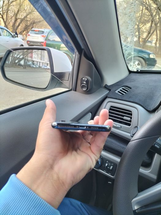 Iphone XS Max 64 гб