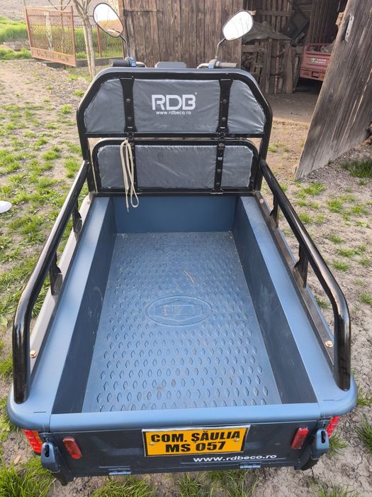 Vând tricicletă electrică