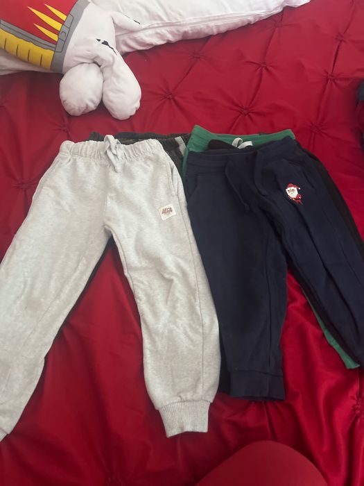 Pantaloni de trening de copii