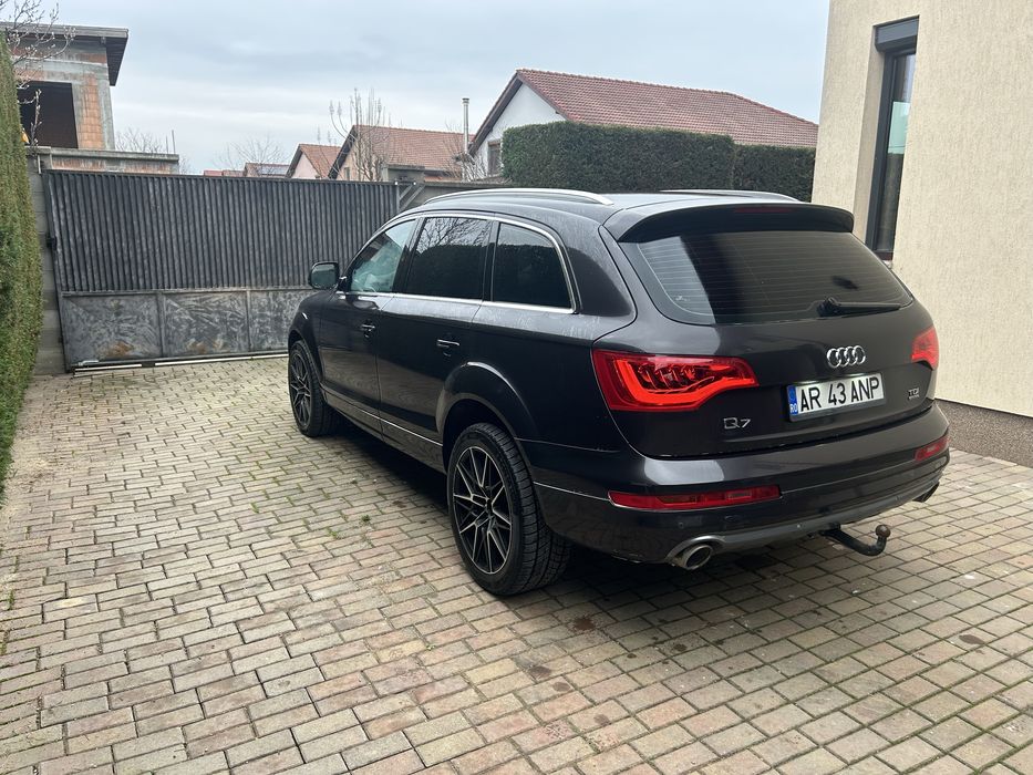 Audi Q7 , an 2012 in stare perfecta de functinare