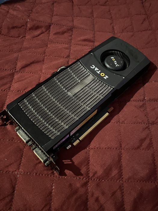 Placa video nvidia GTX 570
