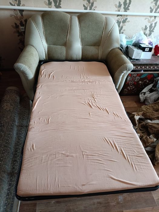 Мебель для кухни и столовой