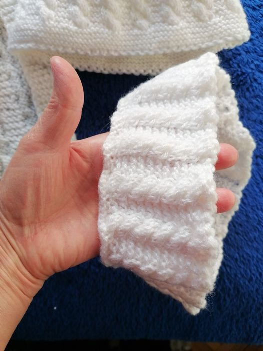 Crosetate manual: căciuliță, fular si bentiță