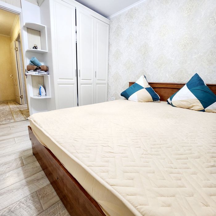 3х ком. 1 этаж. Мкр Кунаева.