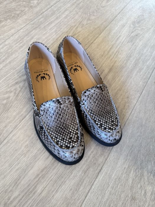 Лоферы 12 тыс. Турция 38 размер