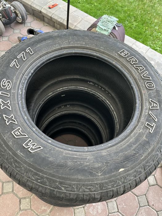 Maxxis Bravo AT 771