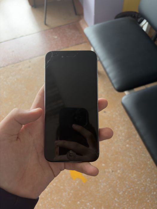 Продам lPhone 6 Silver 82% акб