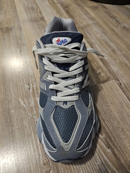 Чисто нови NEW BALANCE сини обувки 42.5