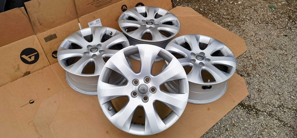 Оригинални  5 105 17 Цола Опел /Opel