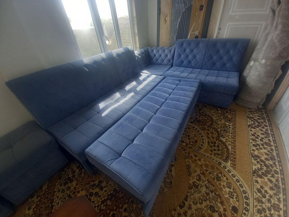 Ugalok mebel sotiladi