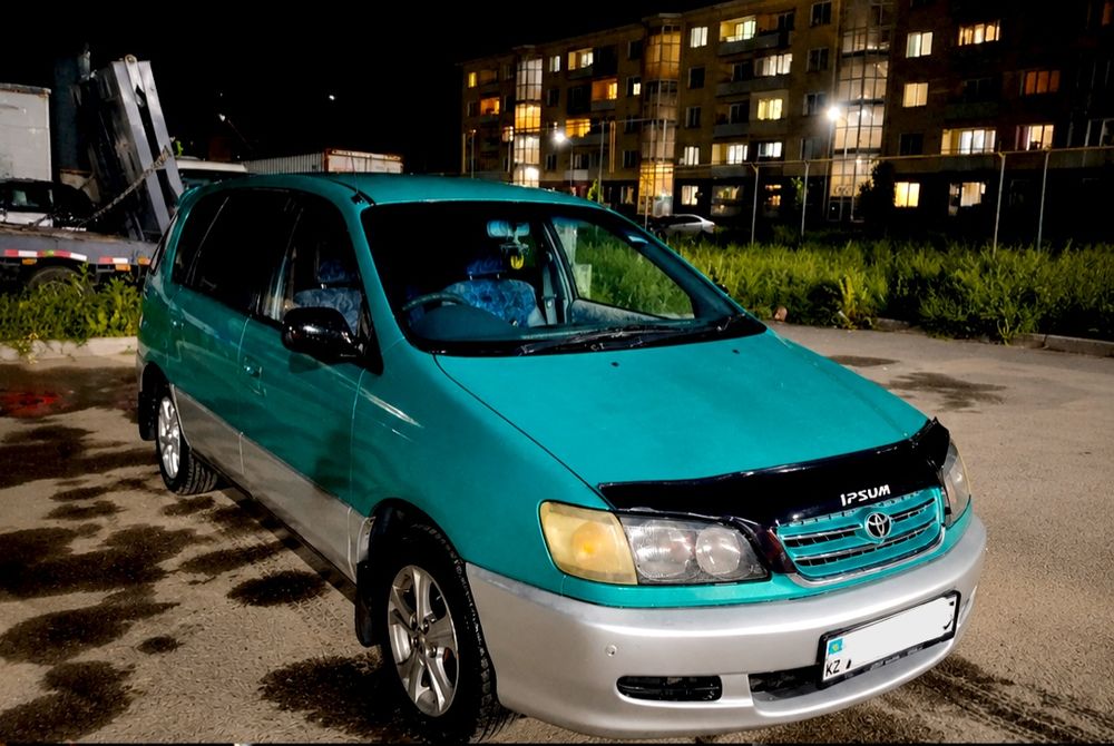 Продам Toyota Ipsum
