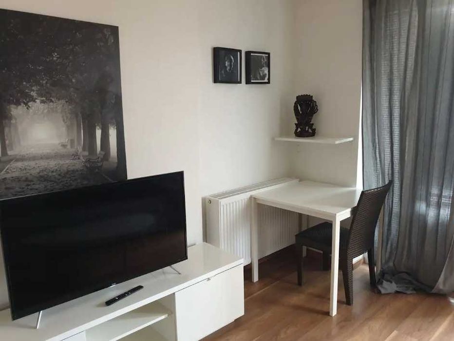 Дава се под наем Двустаен апартамент в Пловдив, Остромила - 60 кв.м за 285.6 € - Снимка #1