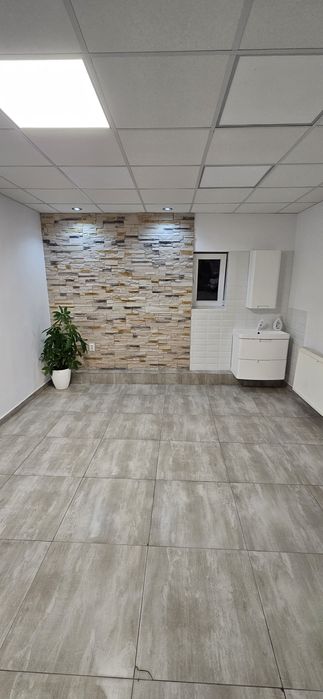 Inchiriez spațiu comercial  ultracentral Săcele