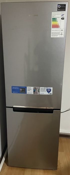 Продам холодильник Samsung