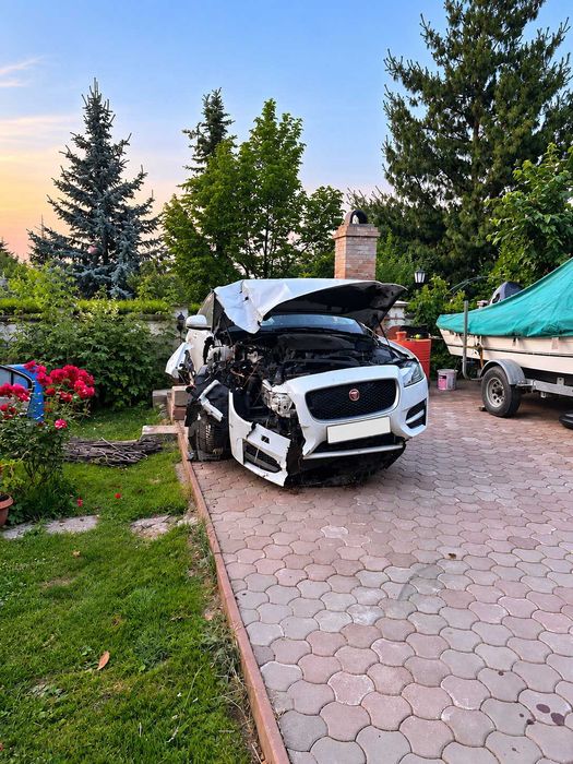 JAGUAR XF 2019 — imagine 2