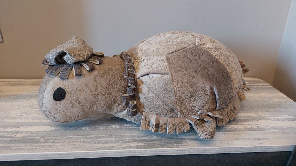 Подушка- игрушка в виде черепахи