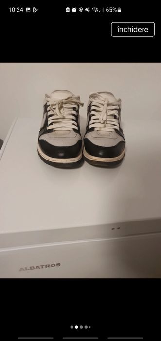 Off White out of office