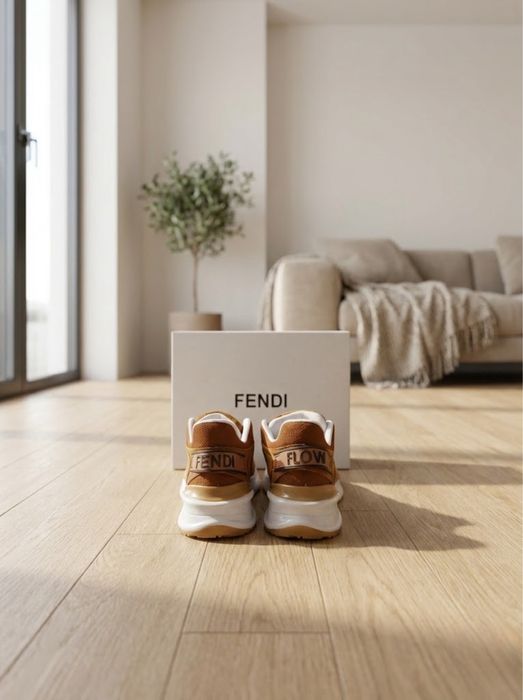 F  E N D I Flow Low Top Maro
