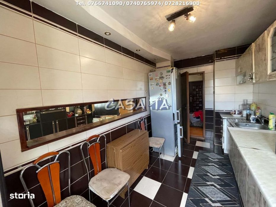 Apartament 4 Camere, Etaj 2, Strada Victoriei