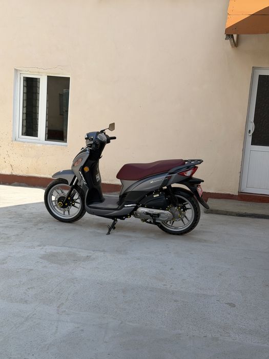 Продаю скутер Sym Symphony 50S новый 49.9 куб