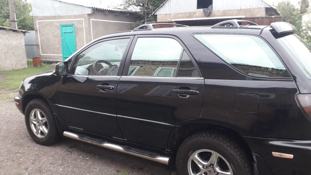 Продам Lexus в хорошем состояний