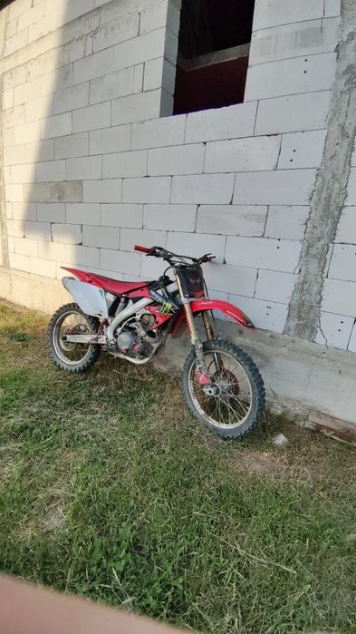 Vindem honda crf 450r