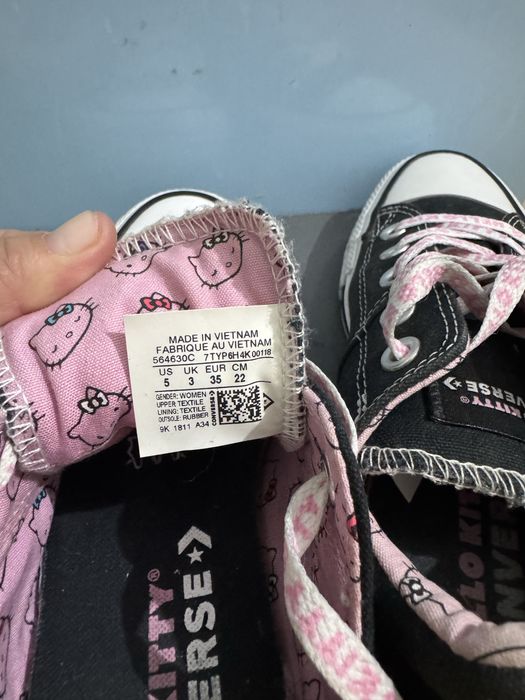 Оригинальные конверсы Hello Kitty