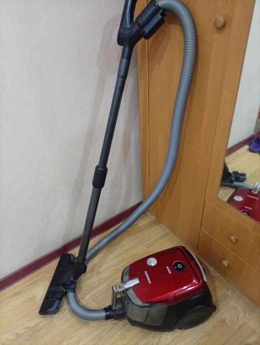 Продам пылесосы б/у