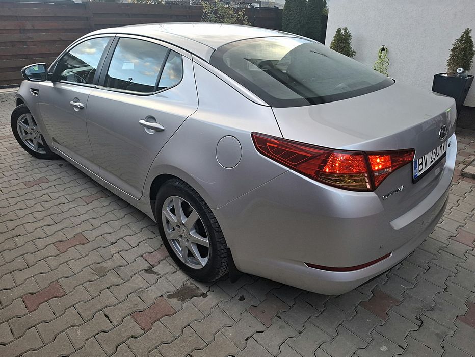 Kia Optima 1.7 CRDI 2013 cu 195000 km