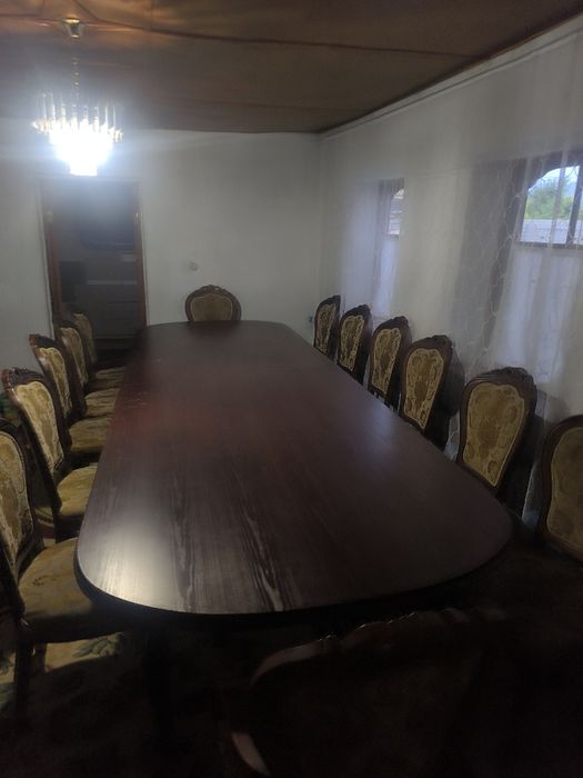 Продам стол со стульями!