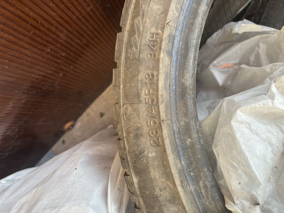 WINTER PRO - 235/45R18