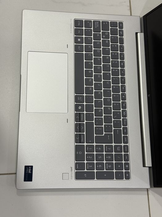 Laptop HP EliteBook 660 G11 / Nou / I7 / 16 Gb Ram / SSD 512 Gb