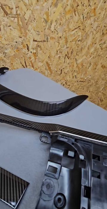 Audi s8 карбонов интериор лайсни