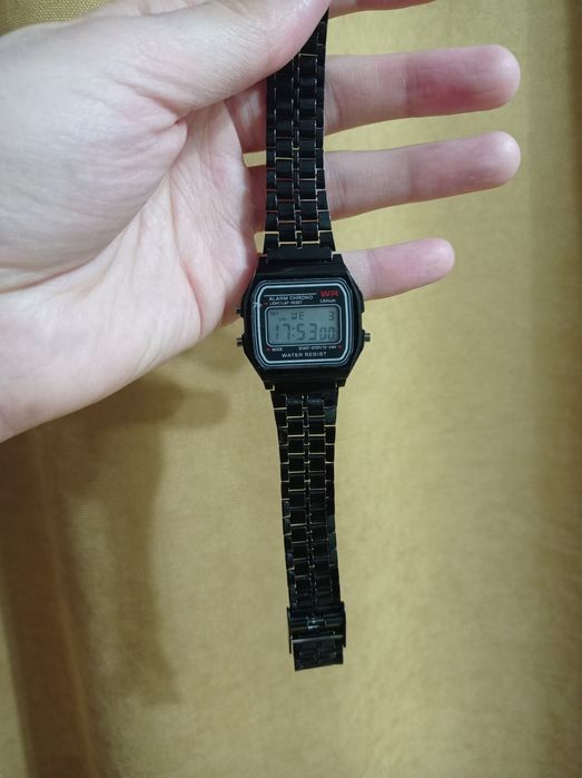 Часы новые, срочно!!!