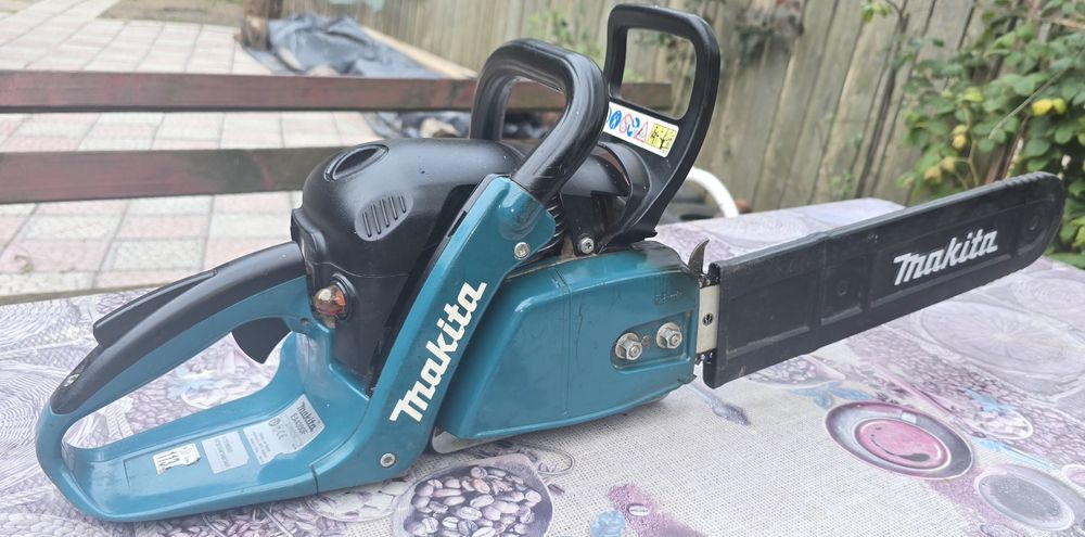 drujba makita EA4300f 
Lama 45