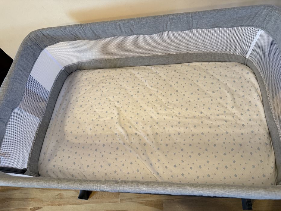 pătuț cosleeper Lionelo Leonie cu saltea extra din cocos