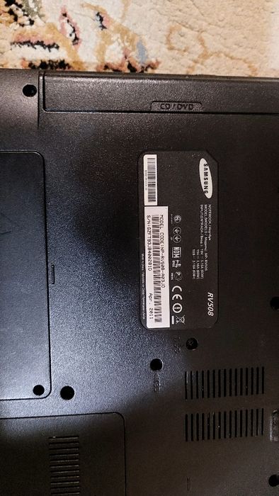ноутбук Samsung RV508 (модель NP-RV508-A03JO).