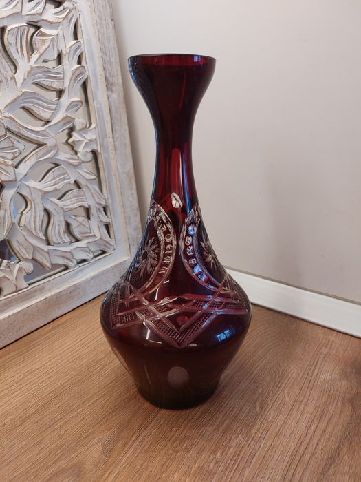 Vaza cristal rubiniu.