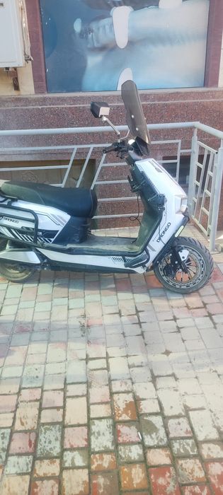 Скутер drongo 06