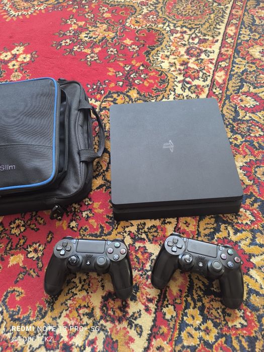 Плэйстэйшн 4, Ps 4 slim