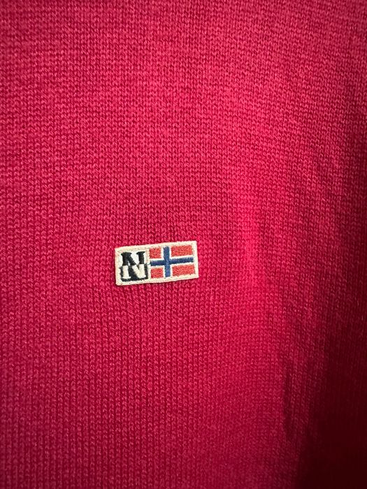 Мъжки пуловер Napapijri.