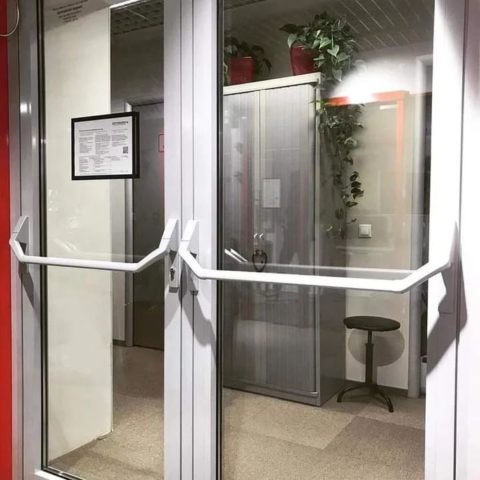 Алюминиевые двери окна и витражи