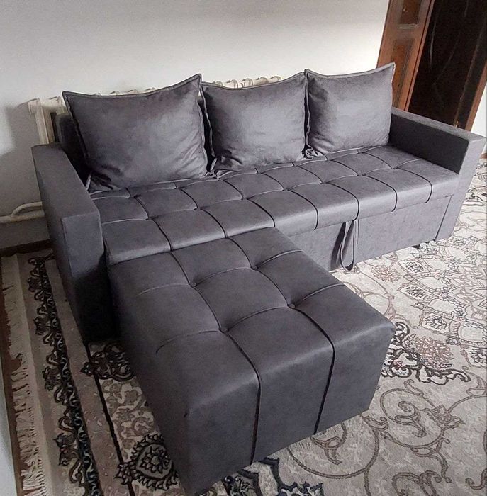 Раскладной диван сотилади