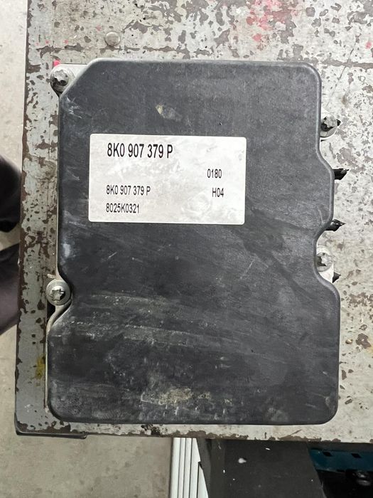 ABS модул за Audi A4 B8 2010г