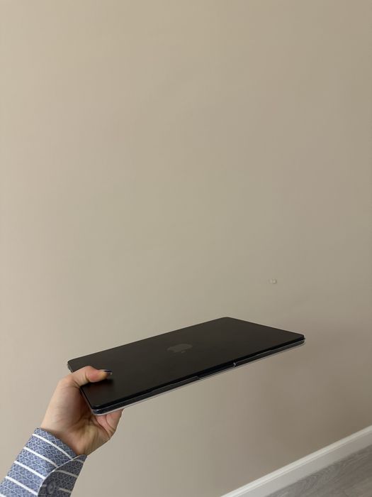 Макбук m2 256 гб