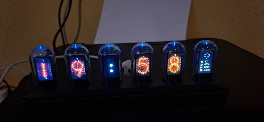Ceas decorativ Nixie Tube, ecran IPS, moduri RGB