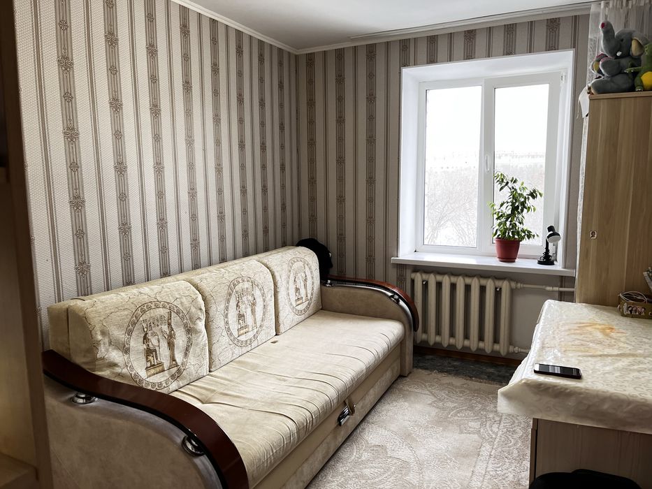 Продам трехкомнатную квартиру