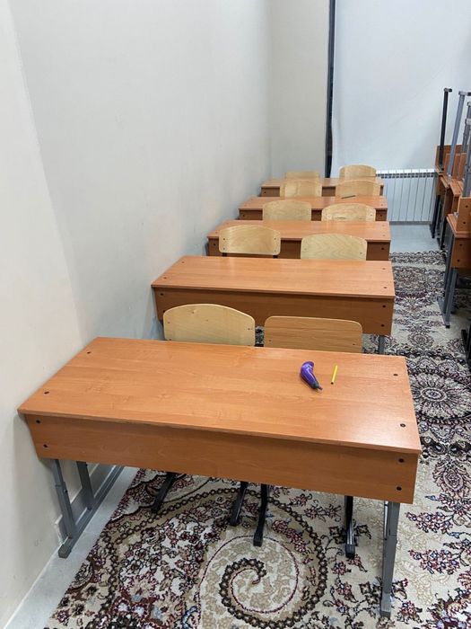 Продам школьные парты