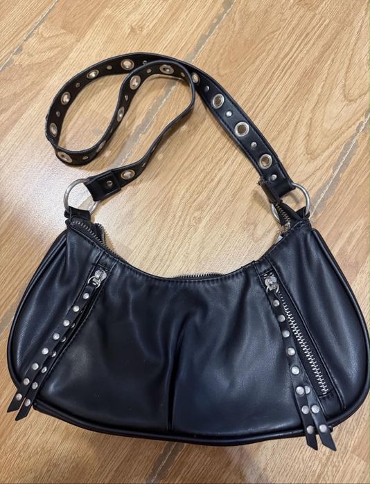 Stradivarius черна чанта